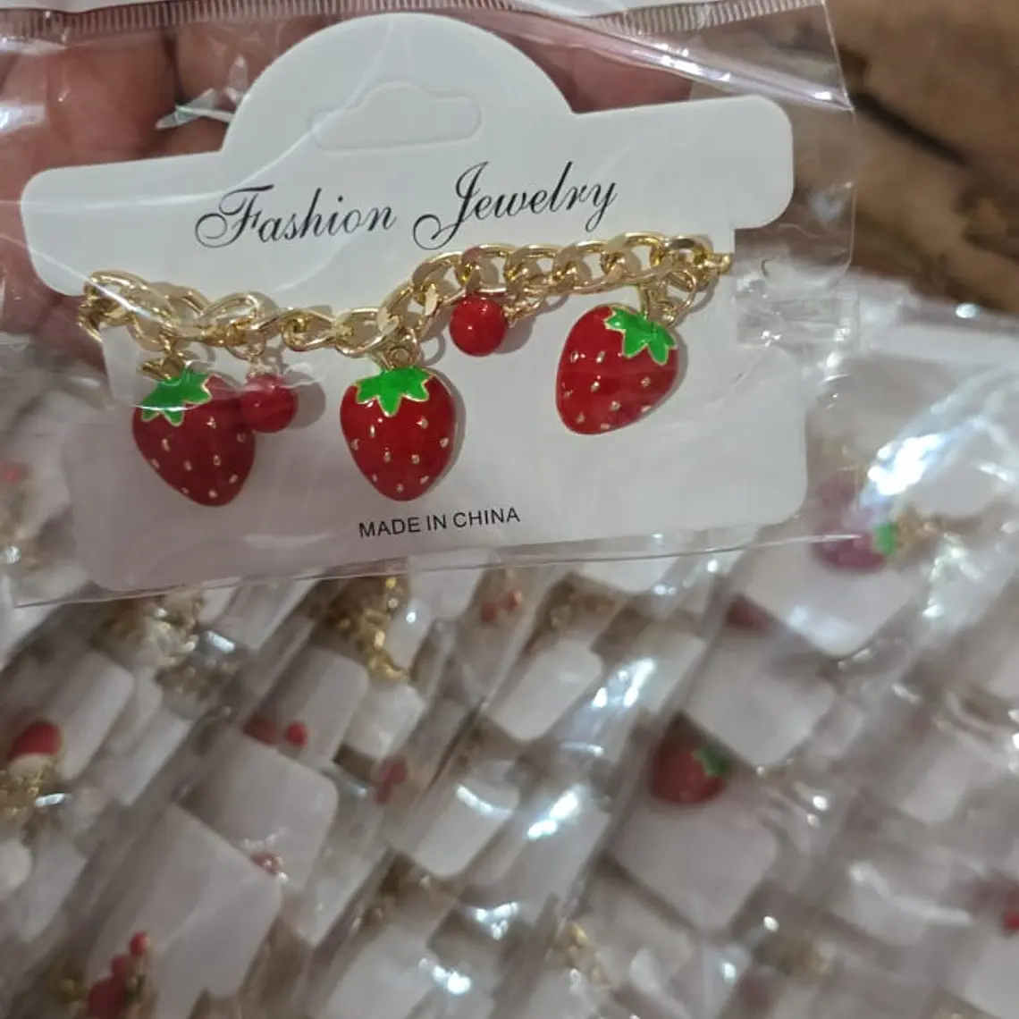 PULSERA DE ORO LAMINADO DISEÑO FRESA/CEREZA😍 12