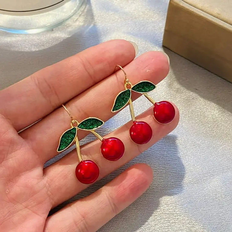 ARETES LARGOS DE ORO LAMINADO DISEÑO CEREZAS 🍒 17