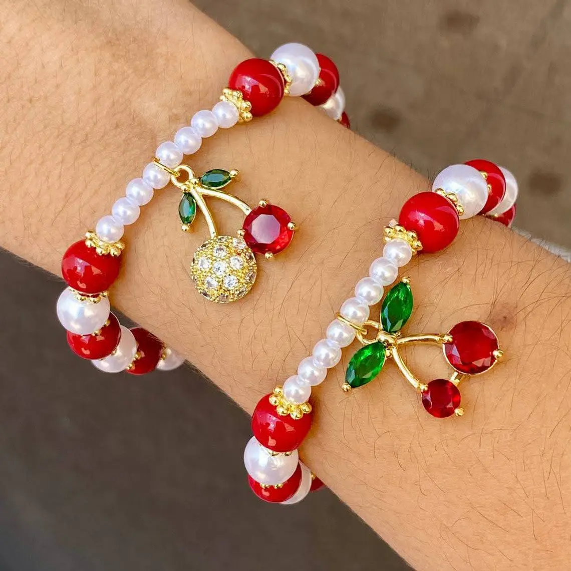 PULSERAS DE ORO LAMINADO DISEÑO FRESA Y CEREZA 🍒 🍓 1