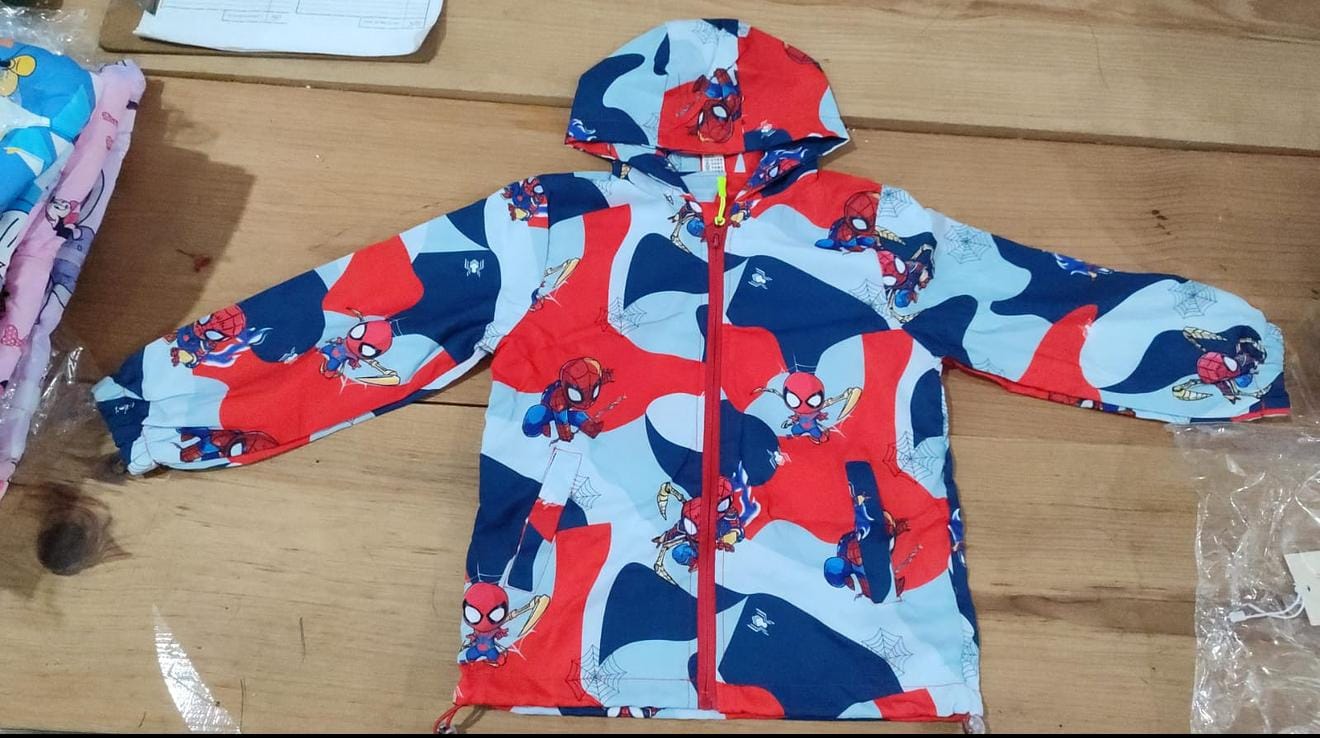 CHAMARRA DISNEY/SANRIO INFANTIL MOD# Lu3719🧥