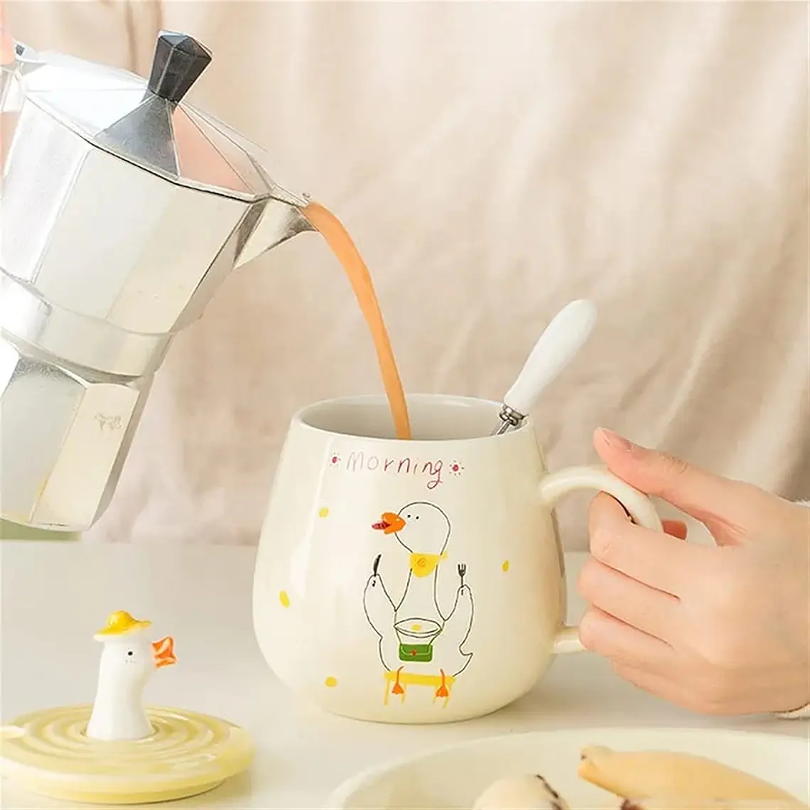 TAZA DE CERAMICA 400ML CON TAPA/DISEÑO PATITO  MOD# TZB-07 7