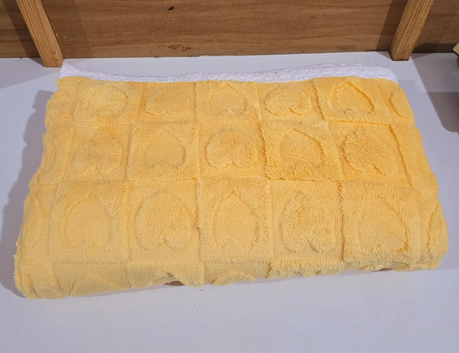 COBIJA ABORREGADA LOVE MATRIMONIAL 185CM X 220 CM MODELO #T-30445 (AGREGAR BOLSA TRANSPARENTE)