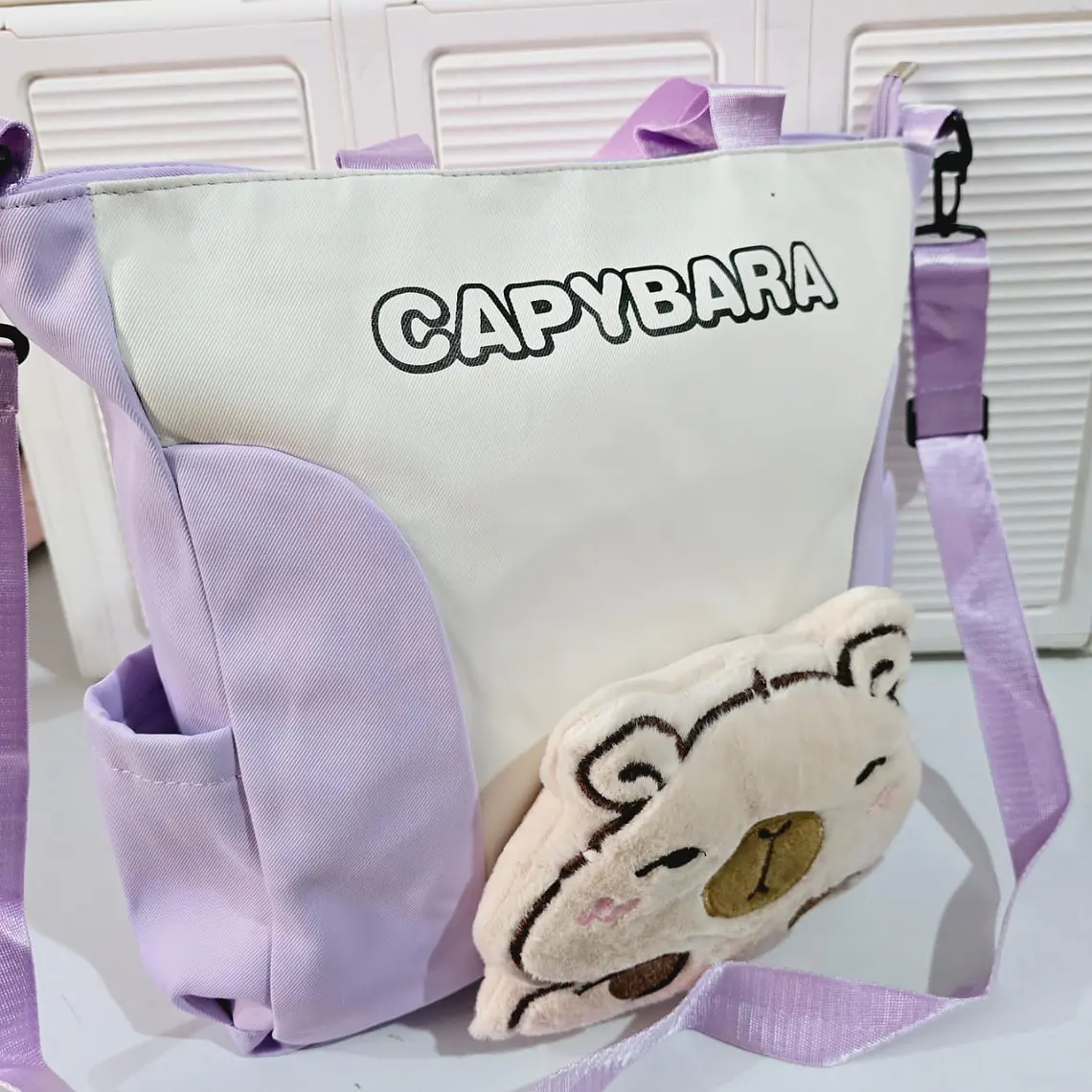 BOLSA BICOLOR DISEÑO CABEZA CAPYBARA PELUCHE MOD# 0799-SF 5