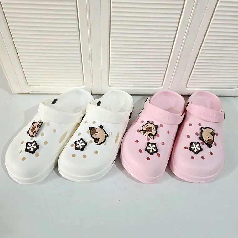CROCS JUVENILES CAPIBARA MODELO #806 2
