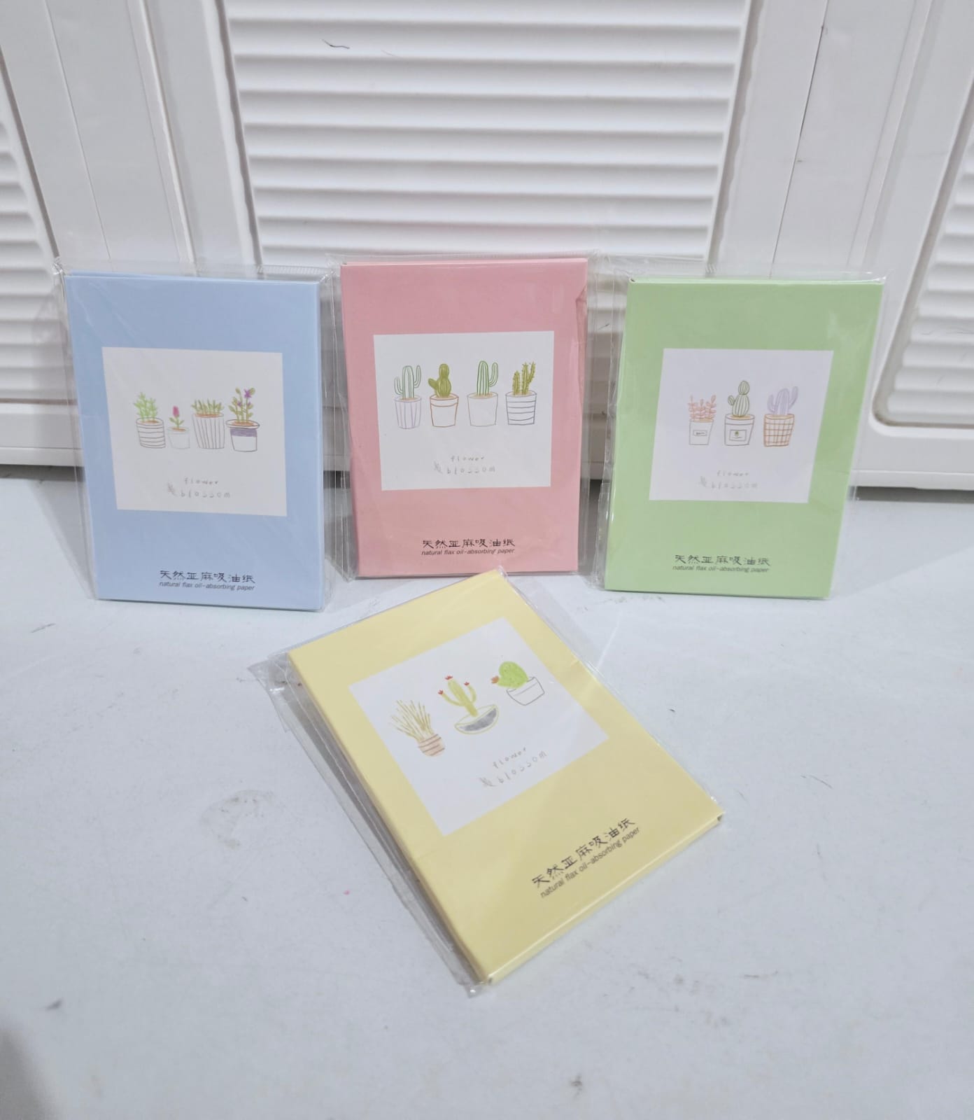 SOBRECITO DE  PAPEL ABSORBENTE PARA EL CUIDADO DE LA PIEL MOD# CYZ-01