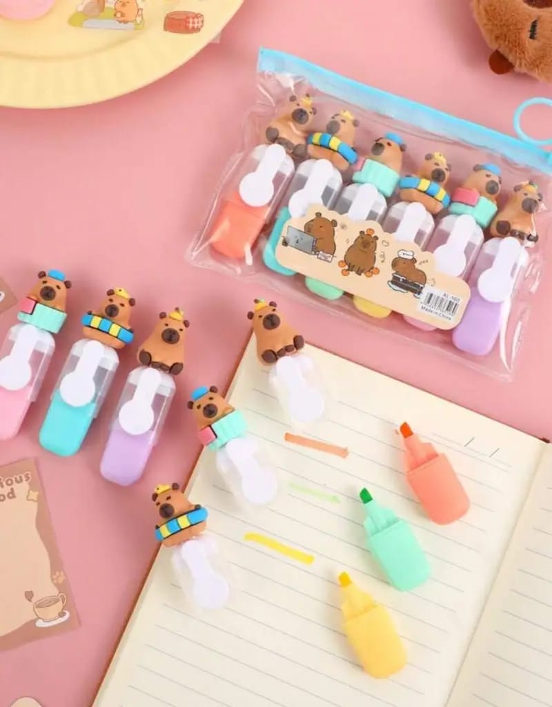 BOLSITA CON 6 MINI MARCATEXTOS DISEÑO CAPYBARA