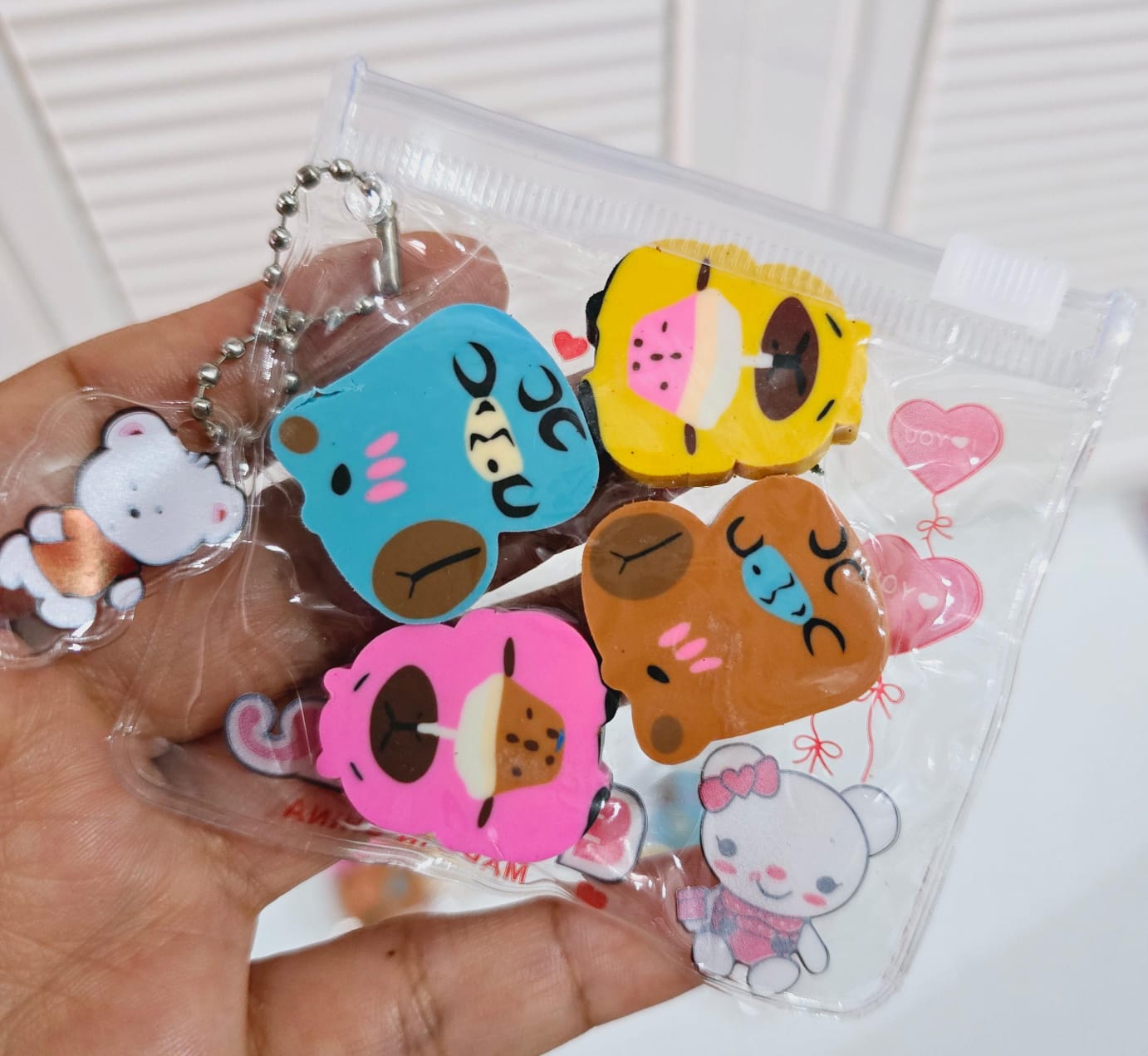 PAQ. DE 3 BOLSITAS DE GOMITAS/ LABUBU Y CAPYBARA MOD# 24ZL-62