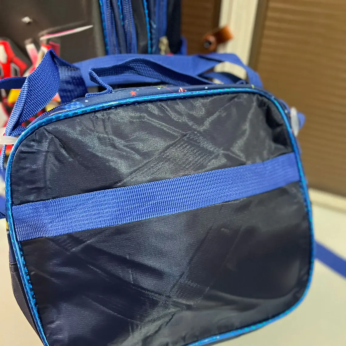 COMBO DE 3PZ MOCHILA PRIMARIA CON LUZ LED PARA NIÑOS. ADAPTABLE A CARRITO MOD# 16-05 14