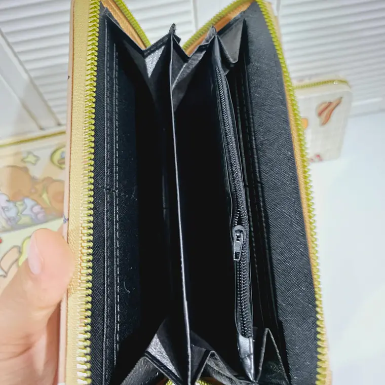 CARTERA DISEÑO CAPYBARA AL AZAR PARA DAMA MOD# WTD-23 AL AZAR REINGRESO 5