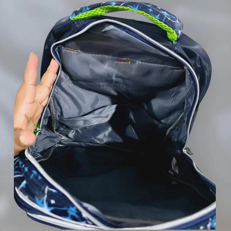 COMBO MOCHILA+LONCHERA+ LAPICERA PARA PRIMARIA/PERSONAJES MOD# HL2434 17