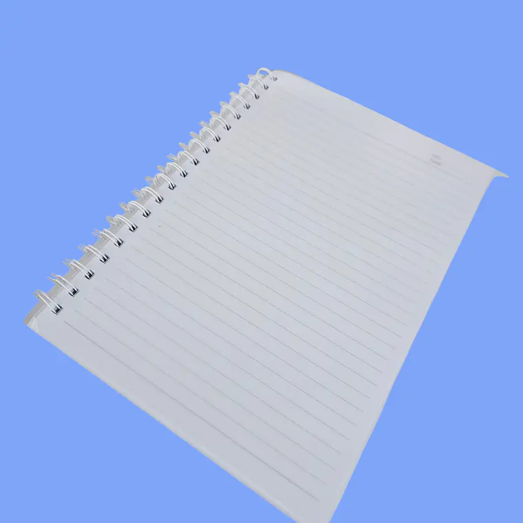 LIBRETA MEDIANA RAYAS PASTA TRANSPARENTE CON 100 HOJAS  MOD#TK-0122BJ 1