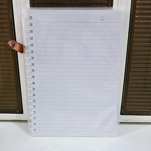 LIBRETA MEDIANA RAYAS PASTA TRANSPARENTE CON 100 HOJAS  MOD#TK-0122BJ
