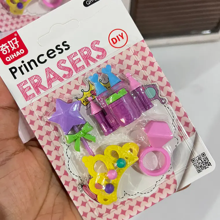 SET DE GOMAS/FIGURITAS VARIOS MODELOS (ÑIÑA) (incluye entre 3 a 4 gomitas) 6