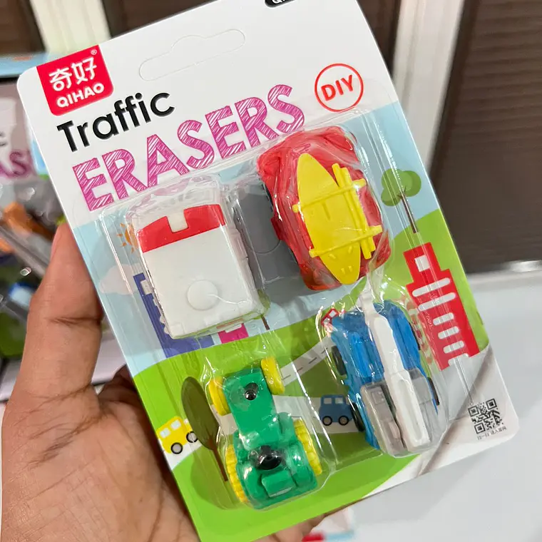 SET DE GOMAS/FIGURITAS VARIOS MODELOS (NIÑO) (incluye entre 3 a 5 gomitas) 17