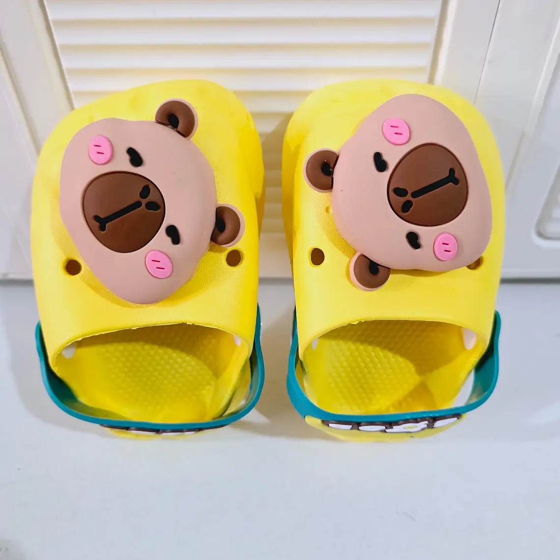 SANDALIAS CROCS DISEÑO CAPYBARA 3D (GOOD) TALLA DEL 18 AL 23 (MEX DEL 13 AL 15)MOD# 2688A-3 7