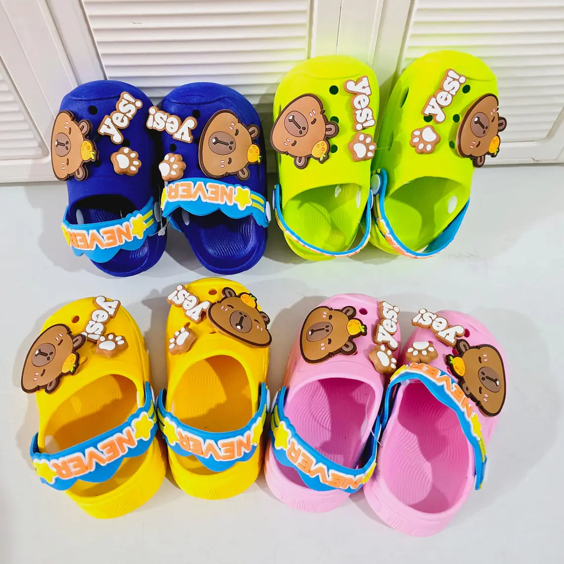SANDALIAS CROCS DISEÑO CAPYBARA 3D (YES! 🐾)  TALLAS DEL 18 AL 23 (MEX DEL 12 AL 15) MOD# 2081+1 2