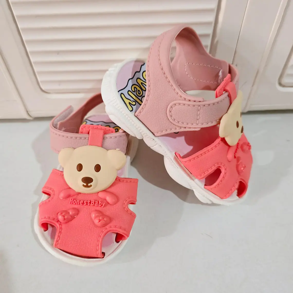 HUARACHES PARA NIÑA DISEÑO OSITO TALAS DEL 15 AL 20 (MEX. DEL 12 AL 15 MOD# 808+3 6
