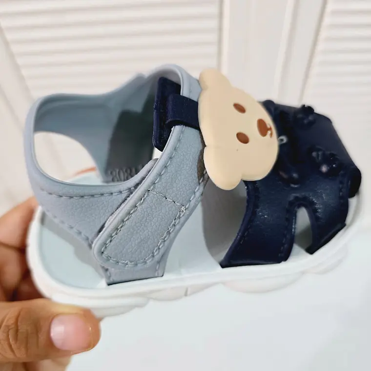 HUARACHES PARA NIÑA DISEÑO OSITO TALAS DEL 15 AL 20 (MEX. DEL 12 AL 15 MOD# 808+3 10