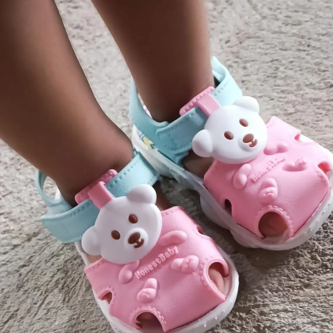 HUARACHES PARA NIÑA DISEÑO OSITO TALAS DEL 15 AL 20 (MEX. DEL 12 AL 15 MOD# 808+3 12