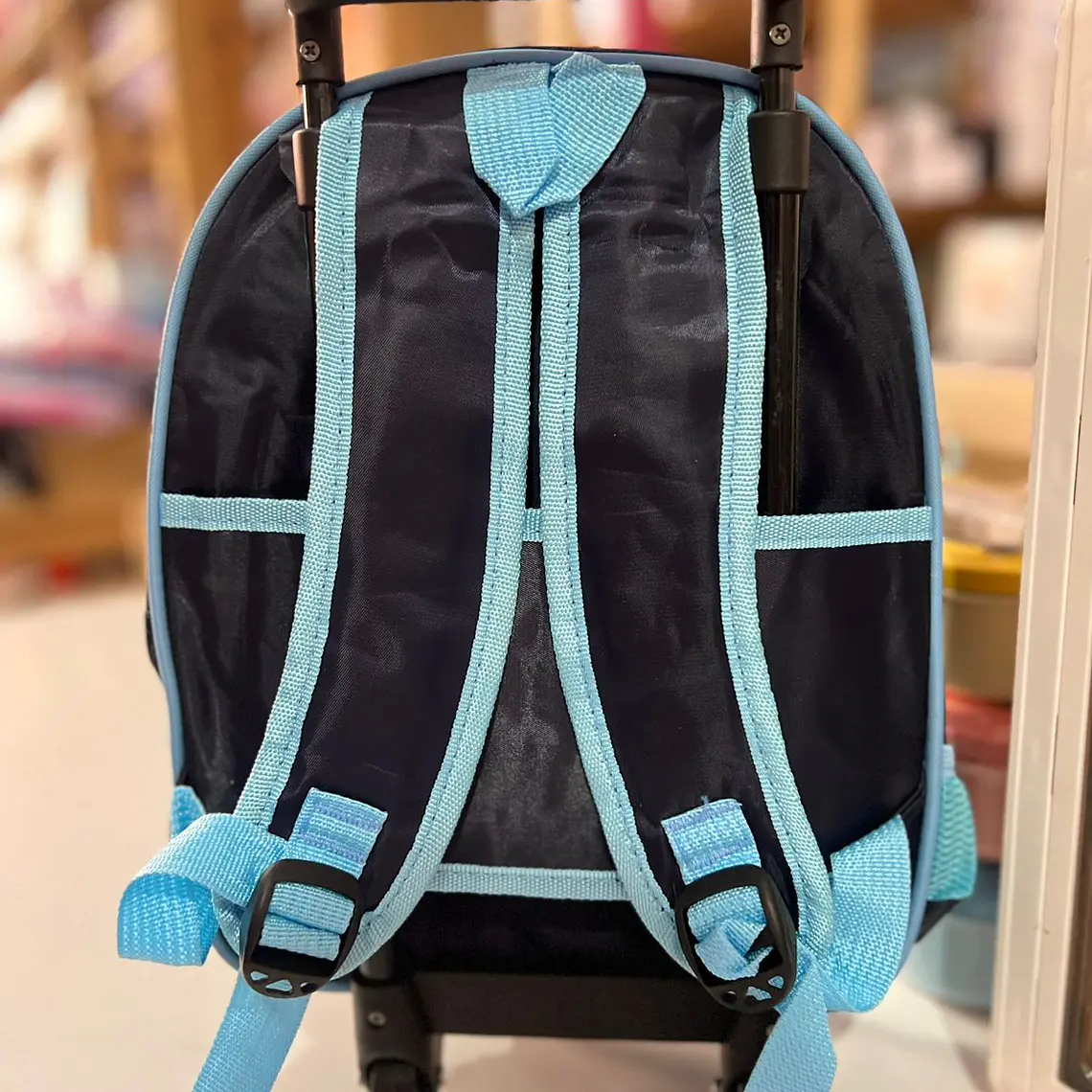 MOCHILA PARA PREESCOLAR CON CARRITO VARIOS PERSONAJES 11