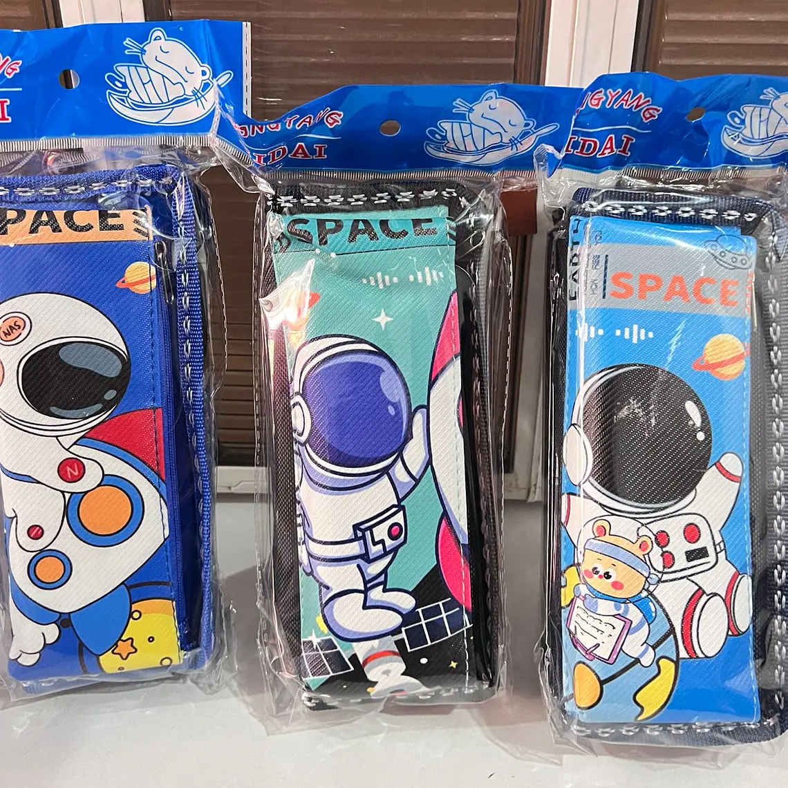 LAPICERA DISEÑO ASTRONAUTA MOD# SP 781-1 1