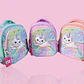 MOCHILA ORIGINAL PARA PREESCOLAR/MEDIANA DISEÑO GATITO ARCOIRIS MOD# XIN-0013- - Miniatura 3