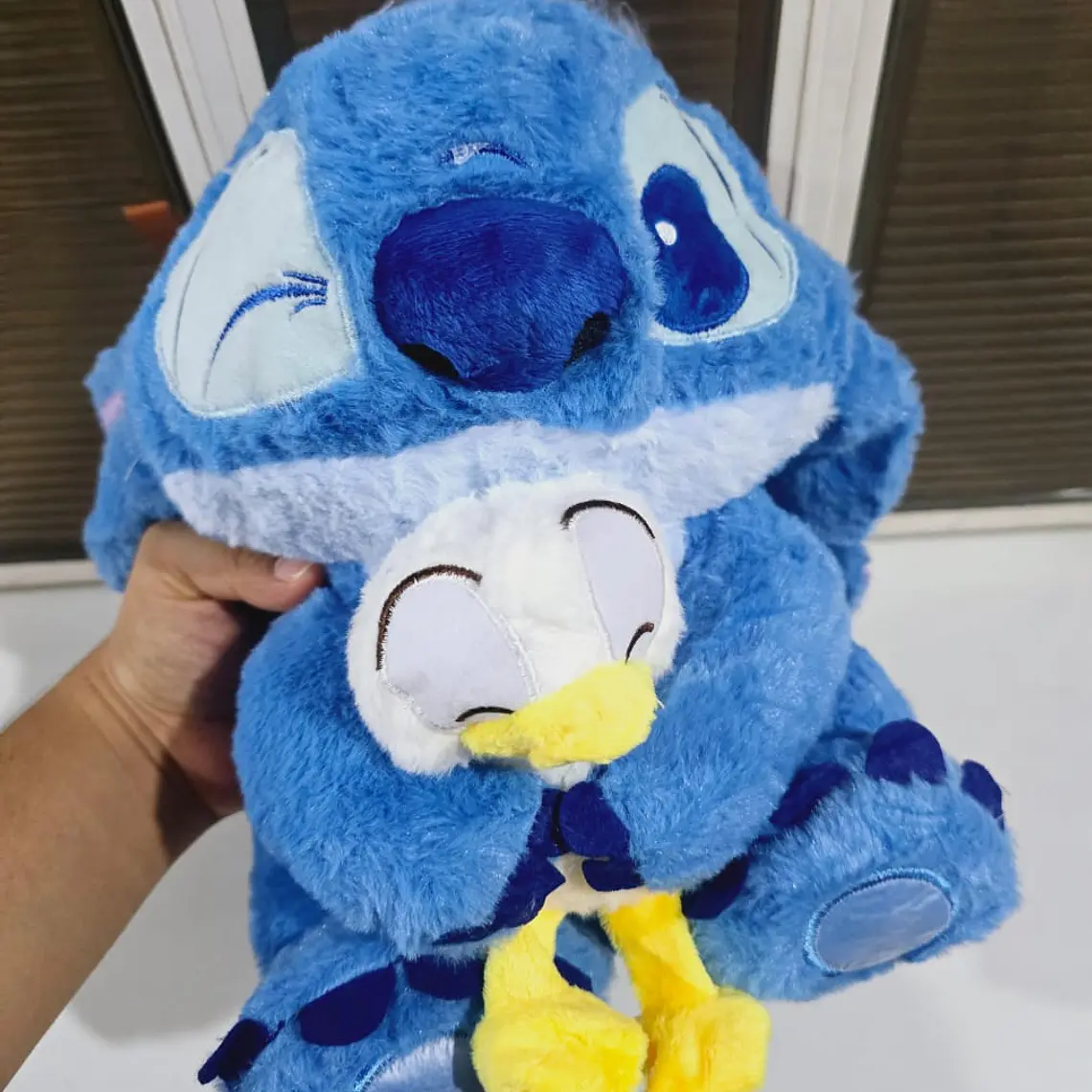MOCHILA STICH CON MASCOTA MODELO # 56-4322 9