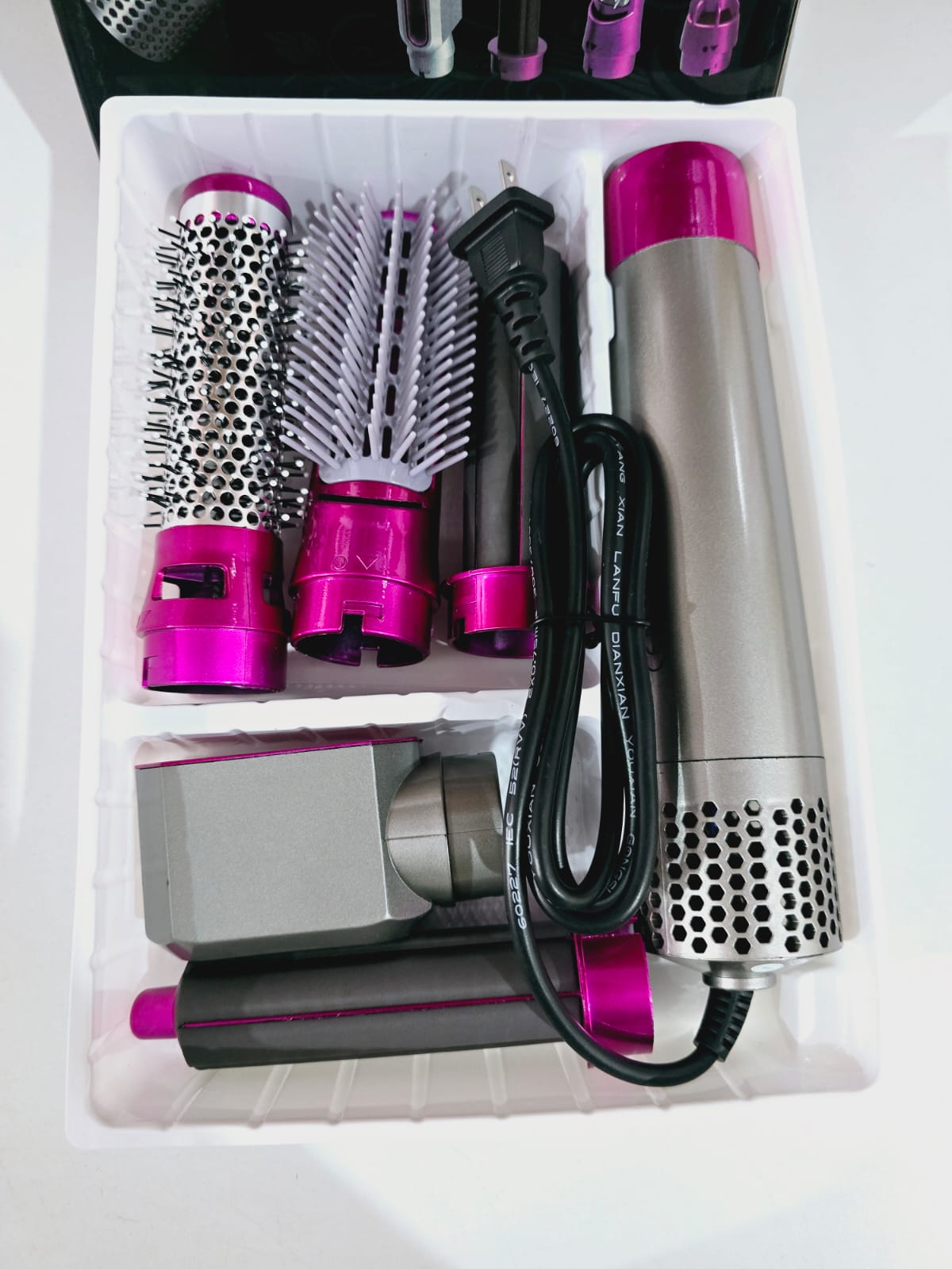 CEPILLO MOLDEADOR 5 EN 1 DE AIRE CALIENTE MODELO #0577