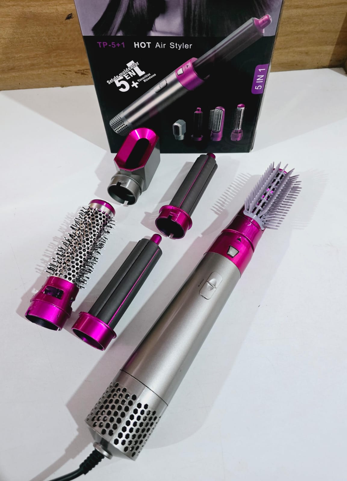 CEPILLO MOLDEADOR 5 EN 1 DE AIRE CALIENTE MODELO #0577