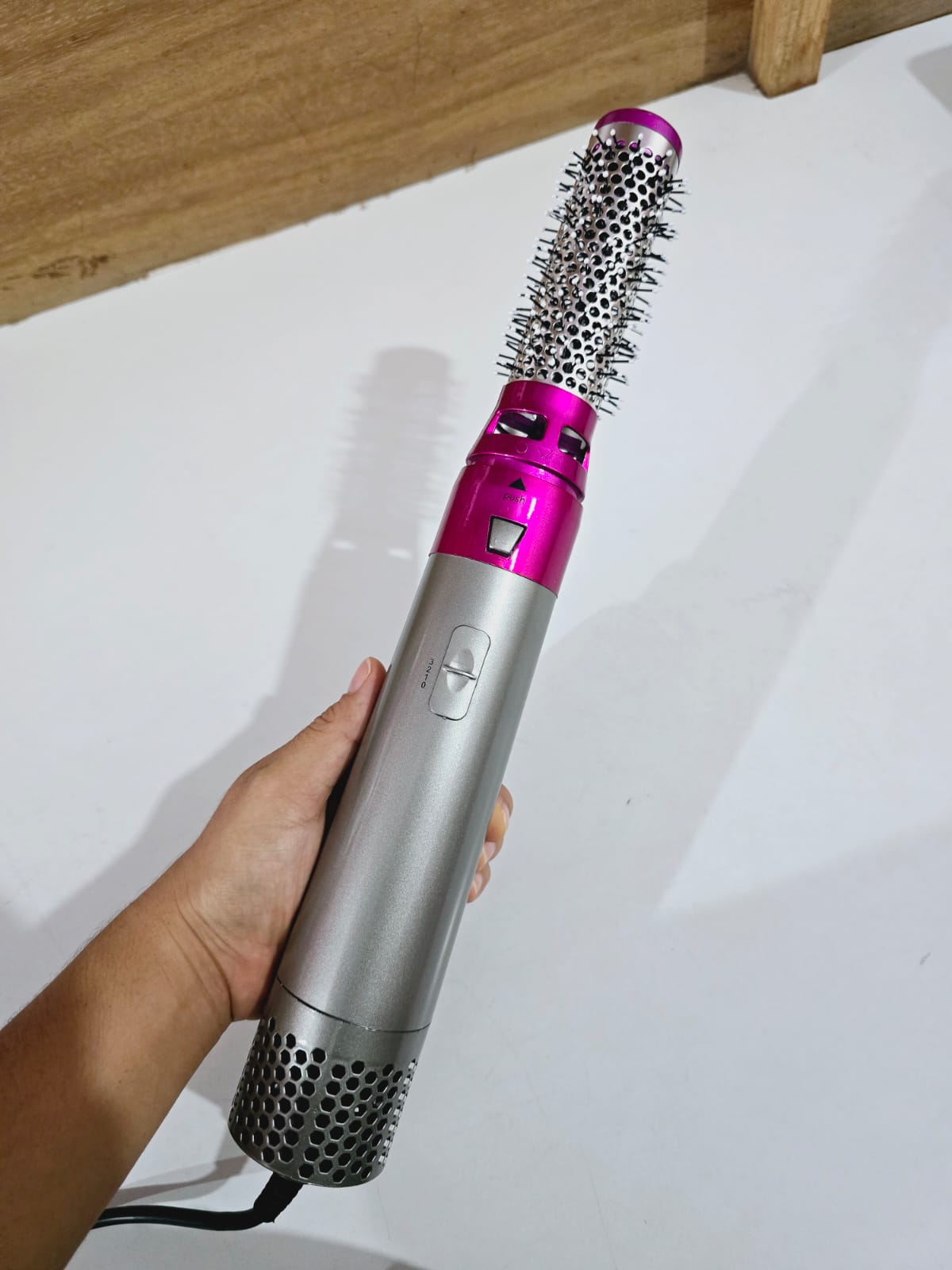 CEPILLO MOLDEADOR 5 EN 1 DE AIRE CALIENTE MODELO #0577