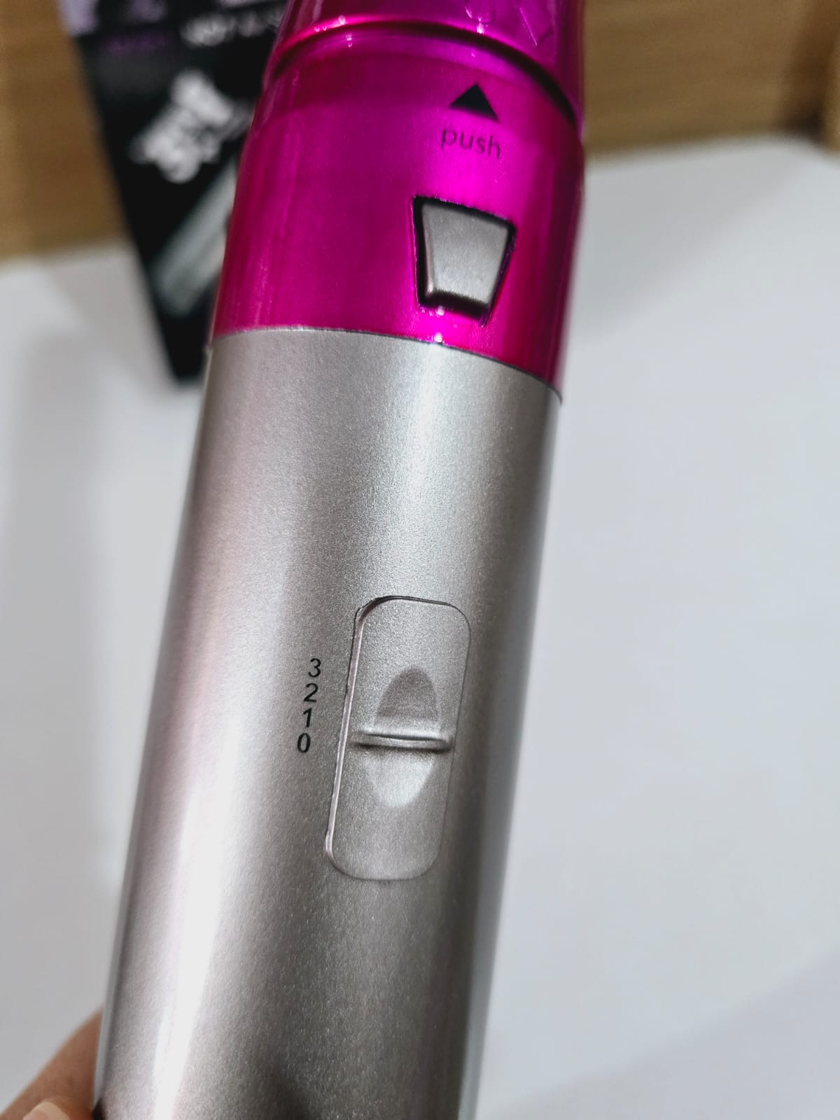 CEPILLO MOLDEADOR 5 EN 1 DE AIRE CALIENTE MODELO #0577