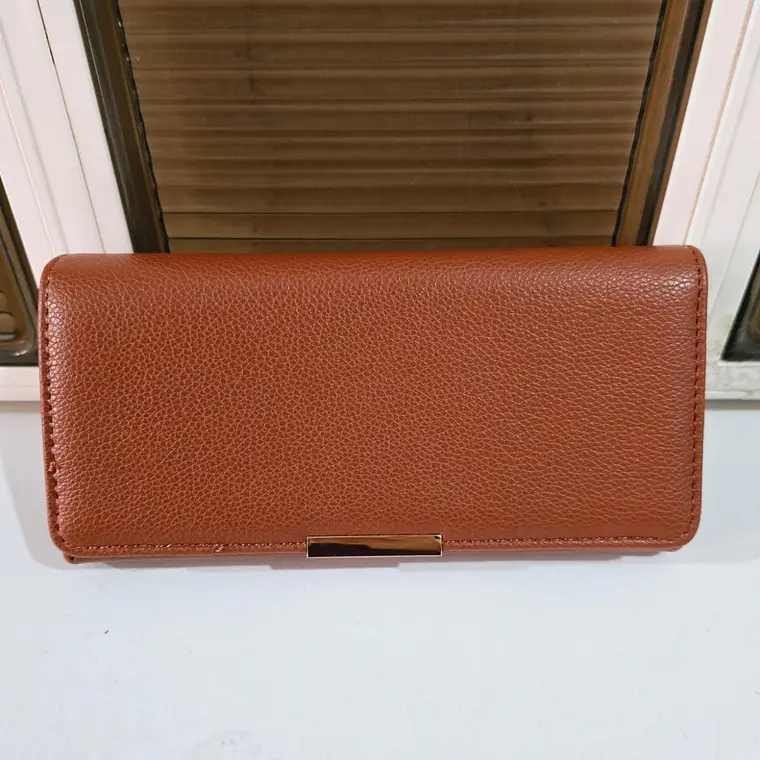 CARTERA/MONEDERO MOD# SM-15-244 Y 45 9