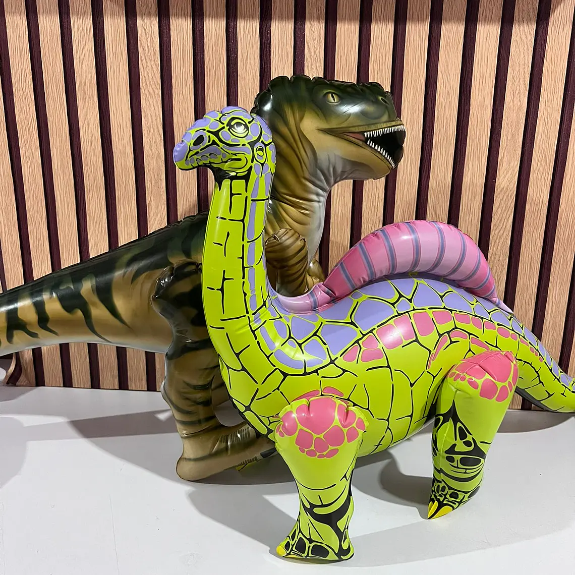 DINOSAURIOS INFLABLES VERDE Y COLORES MOD# WSM-21 y 23🦖🦕 8