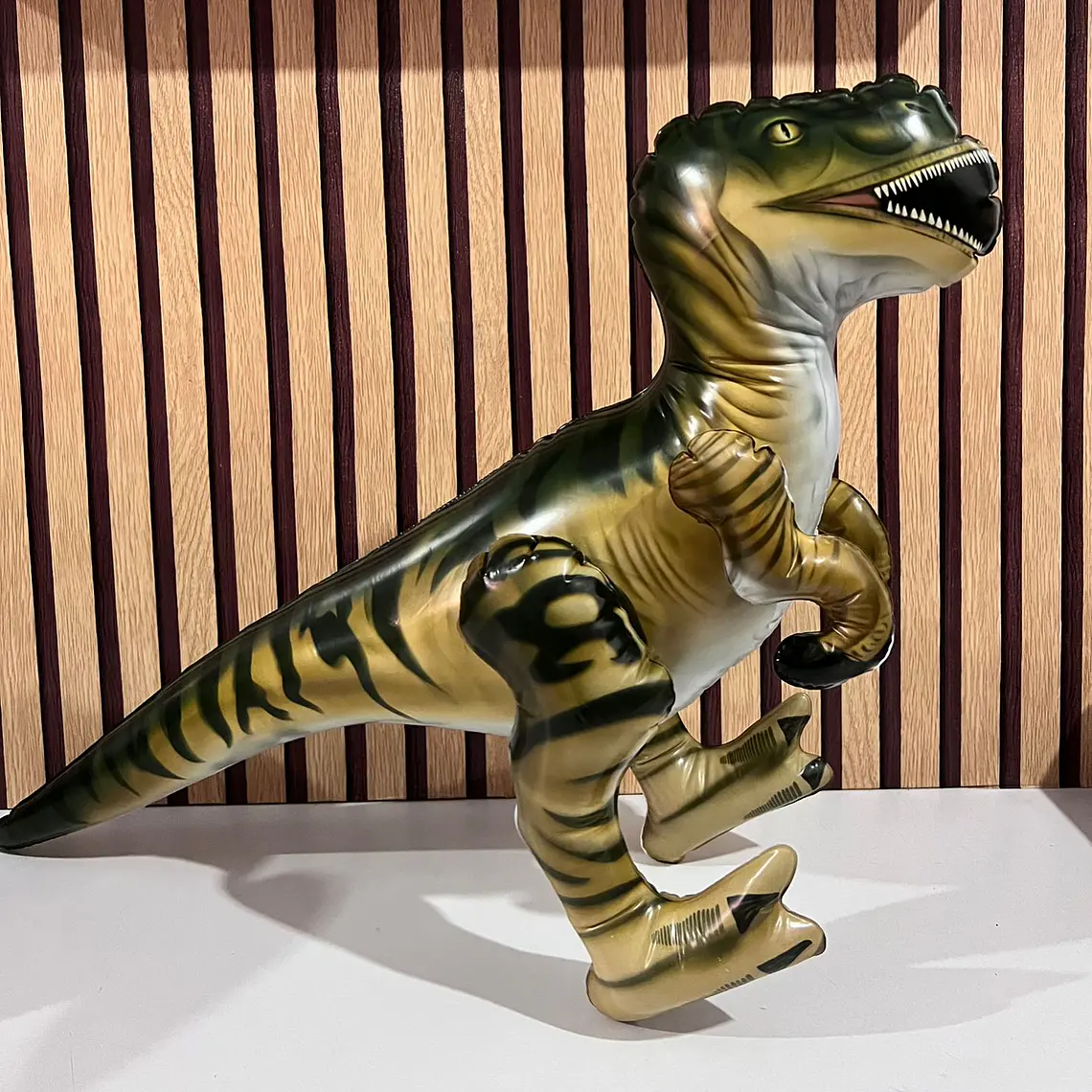 DINOSAURIOS INFLABLES VERDE Y COLORES MOD# WSM-21 y 23🦖🦕 9