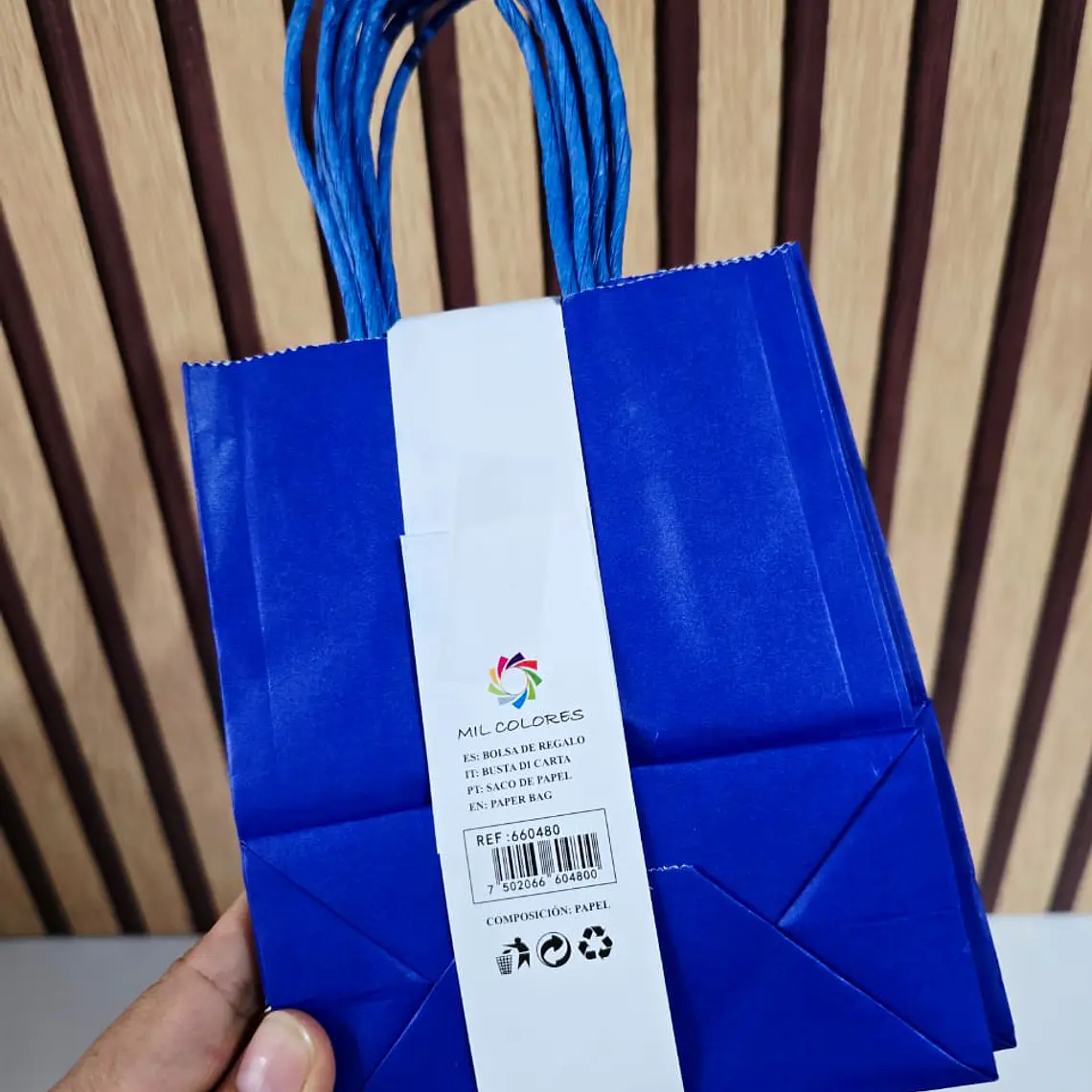 PAQ DE 6 BOLSAS DE REGALO/COLORES LISOS VARIOS MODELOS (15X12CM)🎁 15
