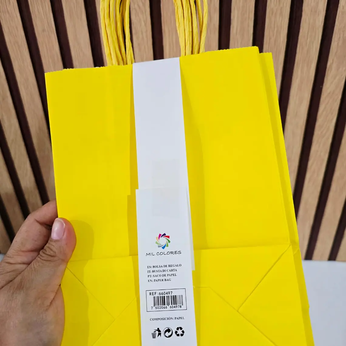 PAQ DE 6 BOLSAS DE REGALO/COLORES LISOS VARIOS MODELOS (22X16CM)🎁🛍️ 4