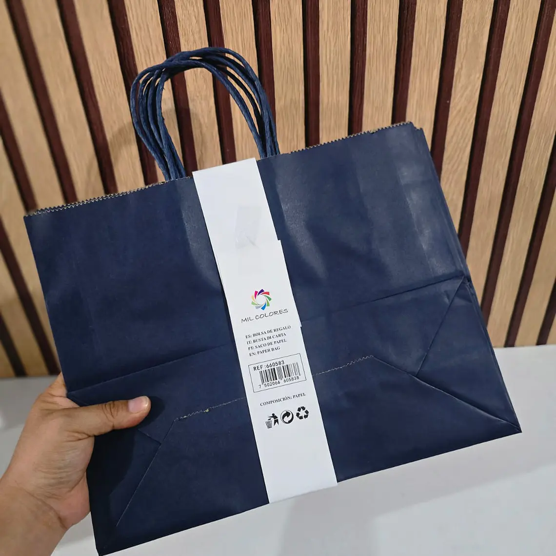 PAQ DE 4 BOLSAS DE REGALO/COLORES LISOS VARIOS MODELOS (25x11.5x31CM)🛍️✨ 5