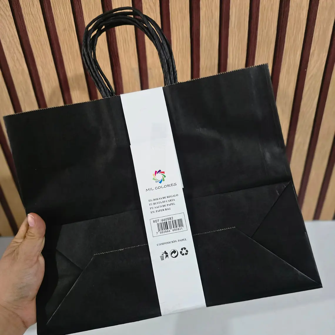 PAQ DE 4 BOLSAS DE REGALO/COLORES LISOS VARIOS MODELOS (25x11.5x31CM)🛍️✨ 6