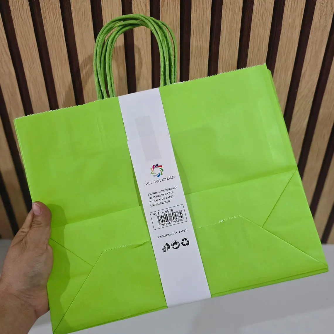 PAQ DE 4 BOLSAS DE REGALO/COLORES LISOS VARIOS MODELOS (25x11.5x31CM)🛍️✨ 9