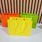 DOCENA DE BOLSAS PARA REGALO COLORES LISOS VARIOS MODELOS(18CM X 23CM) - Miniatura 1