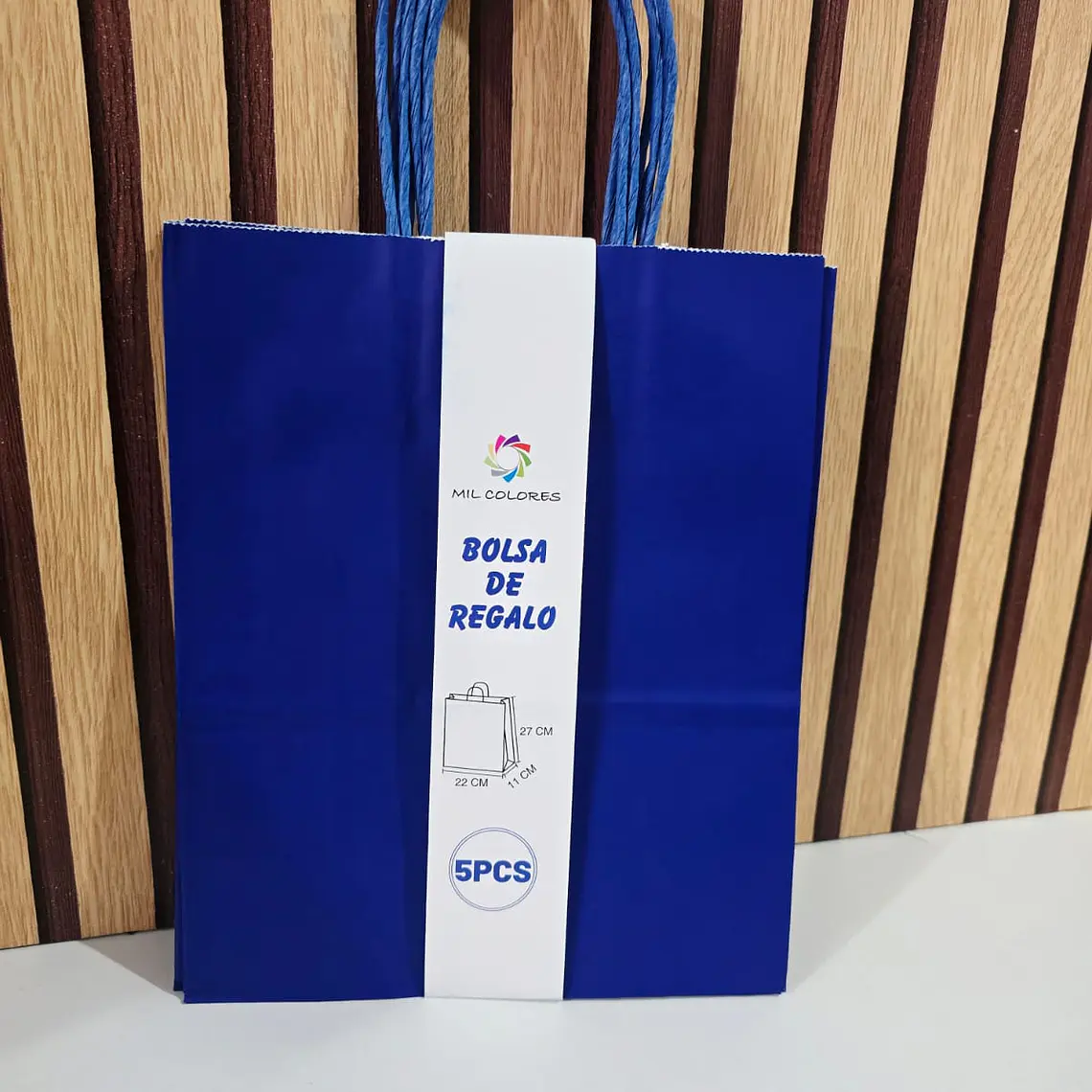 PAQ DE 5 BOLSAS PARA REGALO COLORES LISOS VARIOS MODELOS🛍️ PAQ.5 PZ 8