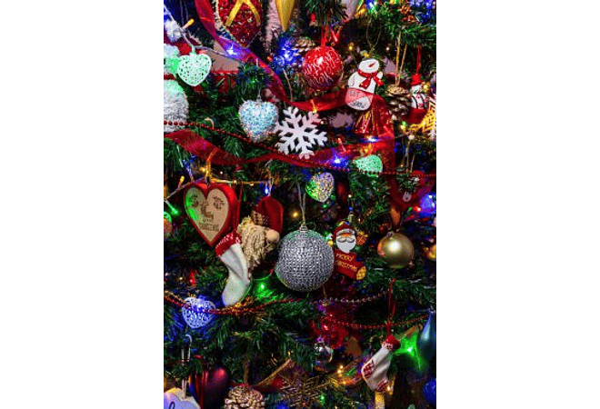 14 MTS SERIE DE LUZ LED/ COLORES 300L MOD# BA7301C ✨🥰