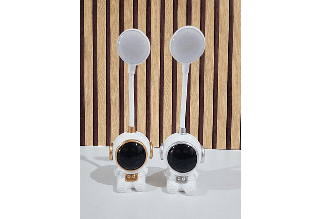 LÁMPARA RECARGABLE DISEÑO ASTRONAUTA MOD# CS310 🪐