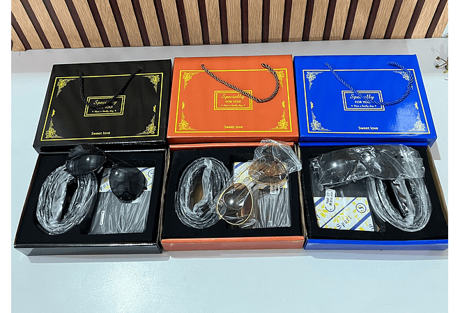 SET DE CARTERA (CINTURÓN Y LENTES)  👓