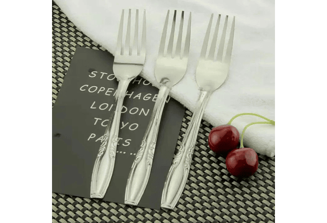 DOCENA DE CUCHARAS SOPERAS Y TENEDORES