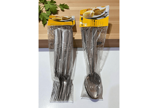 DOCENA DE CUCHARAS SOPERAS Y TENEDORES