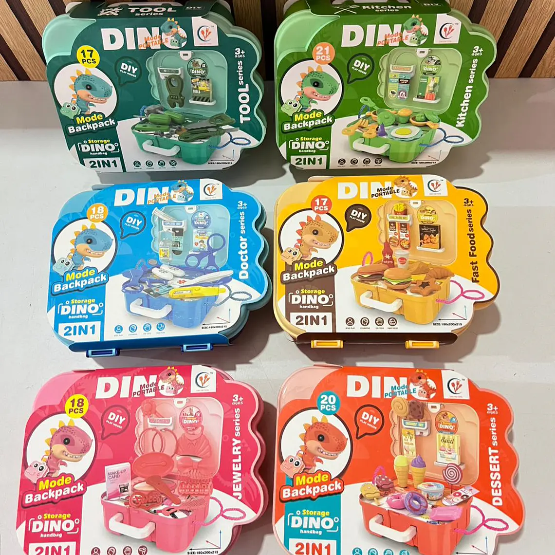 SET DE JUGUETE DINO CON ACCESORIOS DE ACUERDO A SU TEMÁTICA 3
