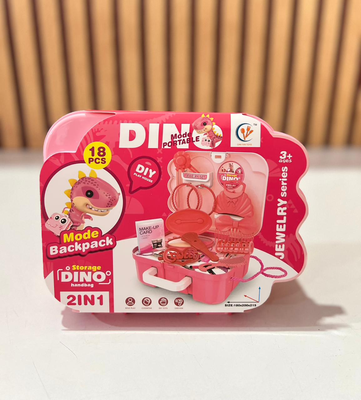 SET DE JUGUETE DINO CON ACCESORIOS DE ACUERDO A SU TEMÁTICA