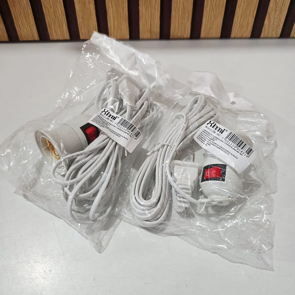(3.90) M. EXTENSIÓN SOCKET CON APAGADOR MOD# SNA-5831 3