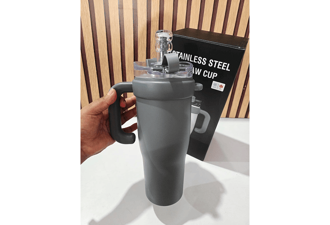 VASO TÉRMICO COLORES LISOS DE 1.35 L CON AGARRADERA (CAJITA NEGRA) MOD# 25 termo 098